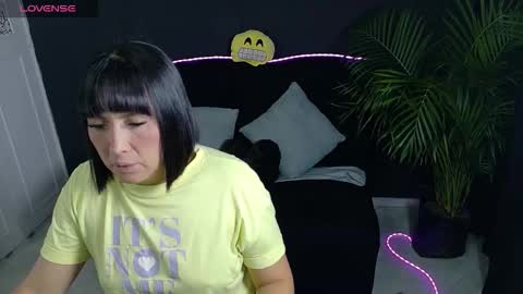 valeriaa cruz online show from March 2026 10:21:01 AM