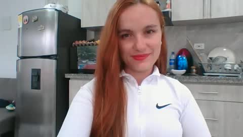 Snapshot of valeriafrannco chatting on June 2026 09:42:02 PM valeriafrannco online show from June 2026 09:42:02 PM