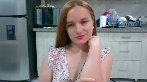 Snapshot of valeriafrannco chatting on June 2026 02:18:02 AM valeriafrannco online show from June 2026 02:18:02 AM