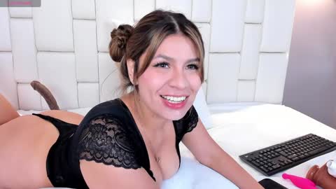 Snapshot of valeriagarciax chatting on December 2024 03:59:01 PM ValeriaGarciax online show from December 2024 03:59:01 PM