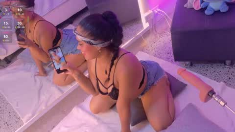 Snapshot of valeriajolie chatting on May 2026 01:44:02 AM Valeria online show from May 2026 01:44:02 AM