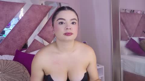 Snapshot of valeriaortegaa chatting on May 2026 12:25:02 PM valeriaortegaa online show from May 2026 12:25:02 PM