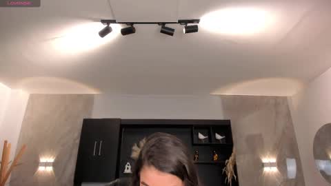 Vale  online show from March 2025 11:47:02 AM