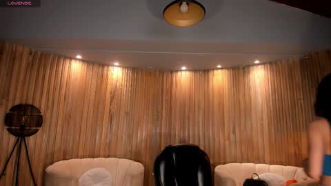 Vale  online show from October 2025 12:05:02 PM