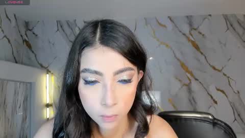 Snapshot of valeriavelvet chatting on June 2026 12:08:01 PM Vale online show from June 2026 12:08:01 PM