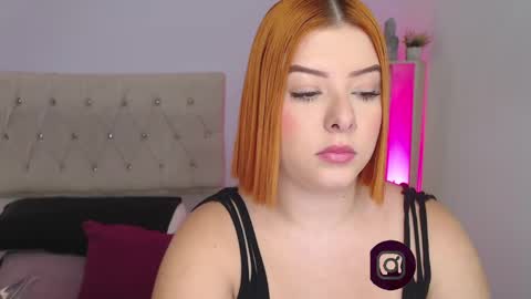 Snapshot of valerie_21 chatting on December 2024 09:07:02 AM Valeriee online show from December 2024 09:07:02 AM