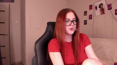 Snapshot of valerie_cutee chatting on December 2024 08:15:01 PM Lera online show from December 2024 08:15:01 PM