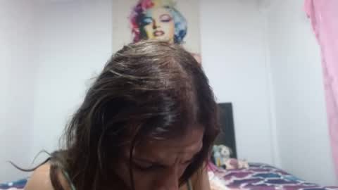 Snapshot of valerie_rousse chatting on February 2025 11:46:01 PM valerie_rousse online show from February 2025 11:46:01 PM