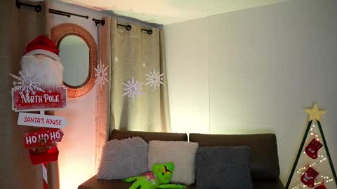 Valerie Style3 online show from December 2025 04:29:01 AM