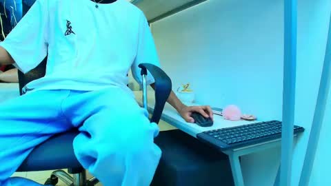 VALERIO  online show from April 2026 02:58:01 AM