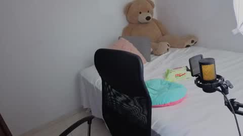 Snapshot of valerihouse_ chatting on May 2026 02:07:02 AM valerihouse_ online show from May 2026 02:07:02 AM