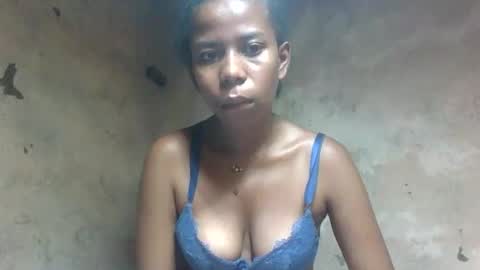 valerinezah online show from February 2026 06:42:01 AM