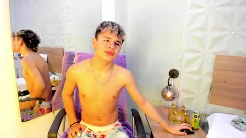 Snapshot of valerius_angel chatting on June 2026 01:00:01 AM V A L E R I U S online show from June 2026 01:00:01 AM