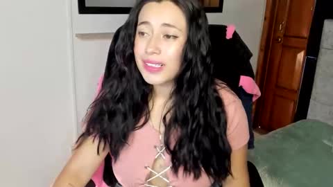 valery_bonneth online show from February 2026 12:32:02 PM