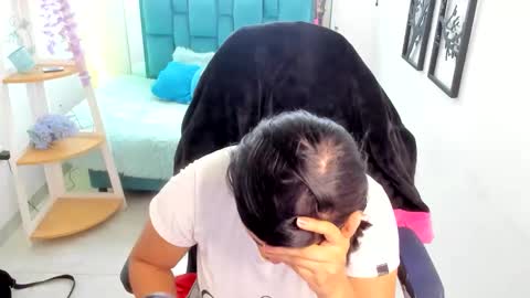 valery_bonneth online show from February 2026 07:23:01 PM