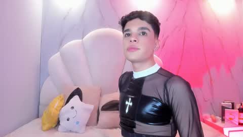 Snapshot of valery_hil chatting on January 2025 02:14:01 AM Thomy online show from January 2025 02:14:01 AM