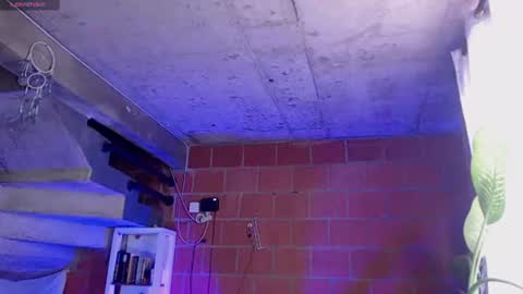 valery_moon24 online show from July 2026 06:35:02 PM