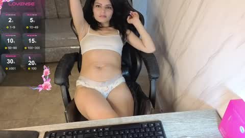 Snapshot of valery_tf chatting on April 2026 01:31:01 PM Valery online show from April 2026 01:31:01 PM