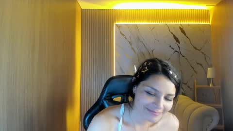 Snapshot of valery_tf chatting on April 2026 08:47:01 AM Valery online show from April 2026 08:47:01 AM