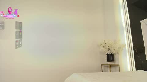 Val online show from February 2025 03:27:01 PM