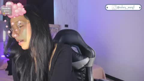 Val online show from November 2025 11:54:01 AM