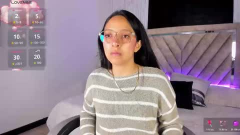 Val online show from December 2025 12:01:02 PM