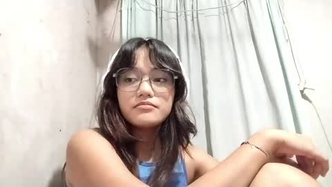 Snapshot of valerykramer chatting on April 2026 10:02:02 AM valerykramer online show from April 2026 10:02:02 AM