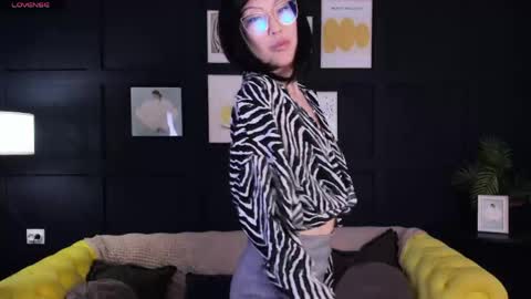 Valery Mur3 online show from March 2026 02:06:02 PM