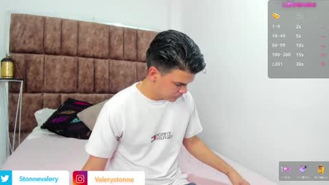 Valery Stonne  online show from January 2025 07:07:01 PM