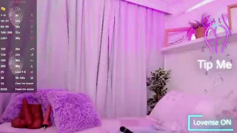 Valery Walker online show from June 2026 07:02:01 PM