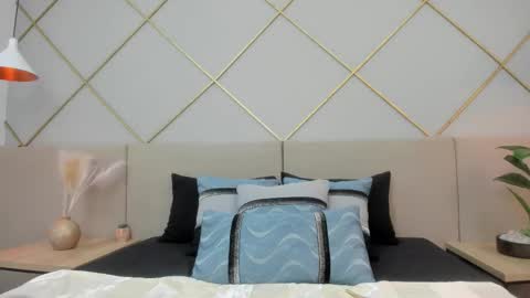 Sofia online show from February 2026 10:18:01 PM