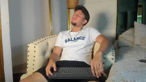 Valentino online show from April 2026 07:58:02 PM