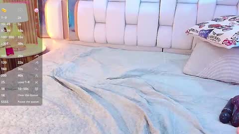 Valkiria moore  online show from February 2025 10:09:01 PM