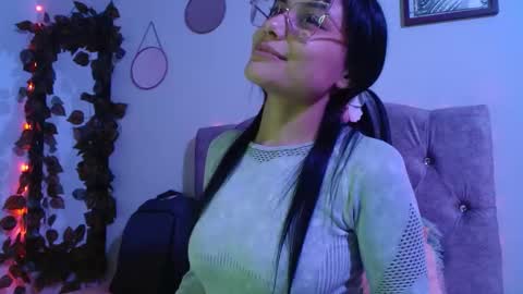 valkiry_ online show from February 2026 11:03:01 PM