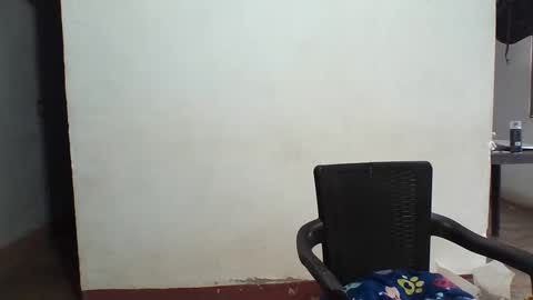 valkyazrael online show from March 2026 09:32:02 PM