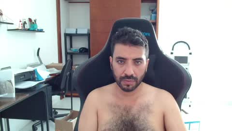 Snapshot of vallartamexi chatting on May 2026 09:32:02 PM Roberto Carlos online show from May 2026 09:32:02 PM