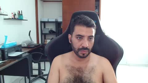 Snapshot of vallartamexi chatting on June 2026 11:51:02 PM Roberto Carlos online show from June 2026 11:51:02 PM