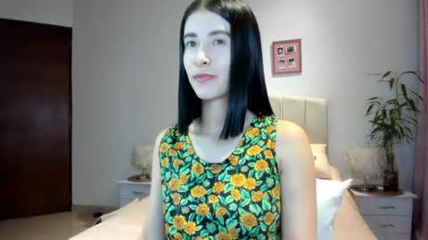 Snapshot of vallejo_macarena chatting on June 2026 02:32:02 AM Macarena online show from June 2026 02:32:02 AM