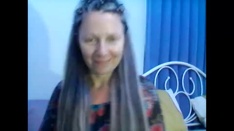 Snapshot of valleriwind chatting on January 2025 01:12:01 PM ValleriWind online show from January 2025 01:12:01 PM