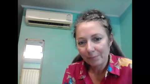 Snapshot of valleriwind chatting on January 2025 11:46:01 AM ValleriWind online show from January 2025 11:46:01 AM