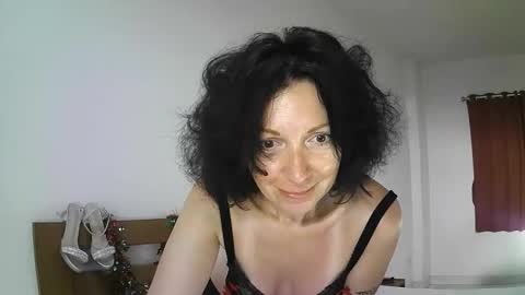 ValleriWind online show from December 2025 12:07:02 AM