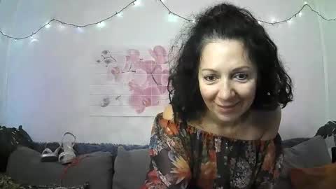 Snapshot of valleriwind chatting on May 2026 02:07:02 AM ValleriWind online show from May 2026 02:07:02 AM