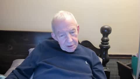 Snapshot of valleylaker chatting on December 2024 01:22:02 PM valleylaker online show from December 2024 01:22:02 PM