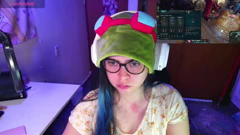 Im Violet online show from January 2025 05:24:01 AM