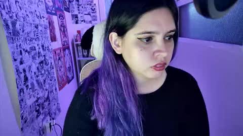 Im Violet online show from February 2026 12:33:02 AM