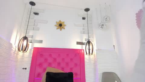 Vallolet Peach  online show from January 2025 11:11:01 AM