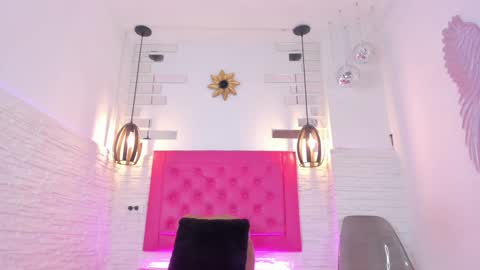 Vallolet Peach  online show from January 2025 11:37:02 AM