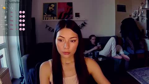 Little Devil online show from April 2026 04:33:02 PM