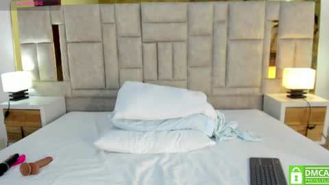 Snapshot of valtira_nova chatting on July 2026 07:49:02 PM valtira nova online show from July 2026 07:49:02 PM