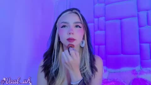 Snapshot of valuh_blake chatting on July 2026 05:37:02 AM Valuh online show from July 2026 05:37:02 AM